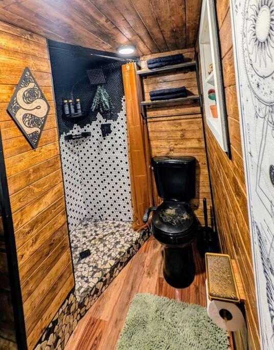 Cozy Af Medusa The Bus-lux
